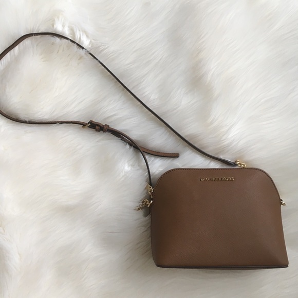 New! Michael Kors Crossbody - Picture 2 of 10